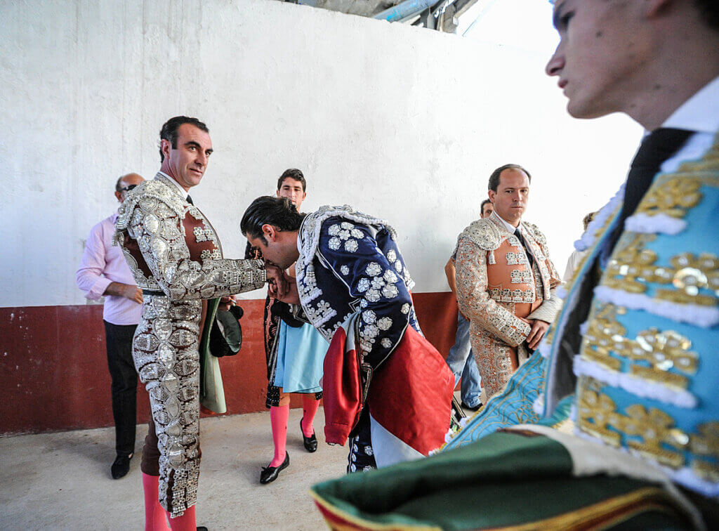 Matadores antes de entrar al ruedo