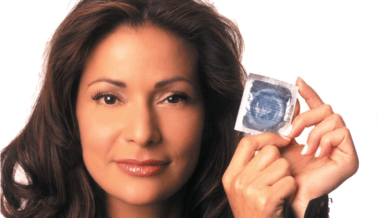 Constance Marie Dice:“¡Los Condones no Sirven Para Nada!”