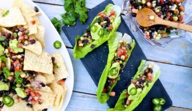 Tacos de lechuga con pico de gallo