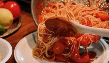 Pasta Con Tomate Cherry Y Albahaca (Vegana) 20 minutos