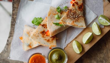 Chiles Rellenos, Hamburguesas a la Parrilla y Mucho más en Restaurantes Veganos de México
