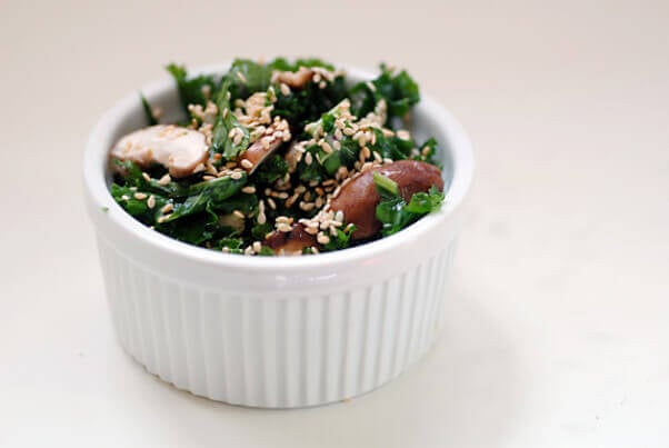 raw-shiitake-kale-salad